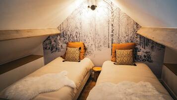 Internet, bed sheets