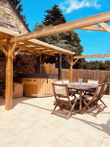 Holiday home with SPA