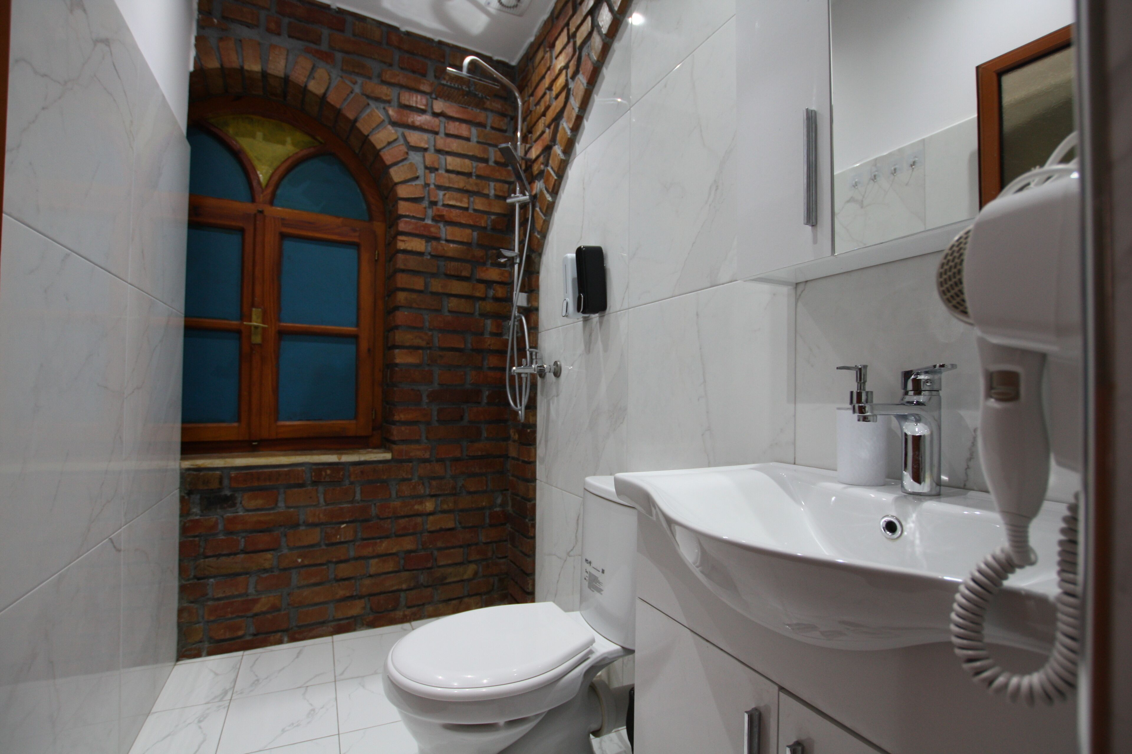 Twin Room, Balcony | Bathroom | Bathrobes