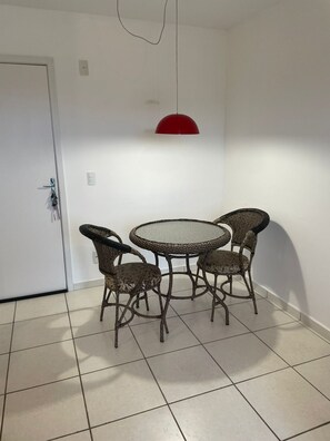 تناول الطعام