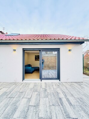 Exterior detail - The Art Gallery House! Close to TPK, KIT, DFS and EnBW (Karlsruhe)