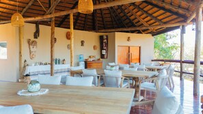 Outdoor dining - Mozhi Bushcamp  (Kafue National Park)
