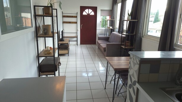 Living area - Studio de provence au coeur du Lubéron 33m2 pets welcome. (Cavaillon)