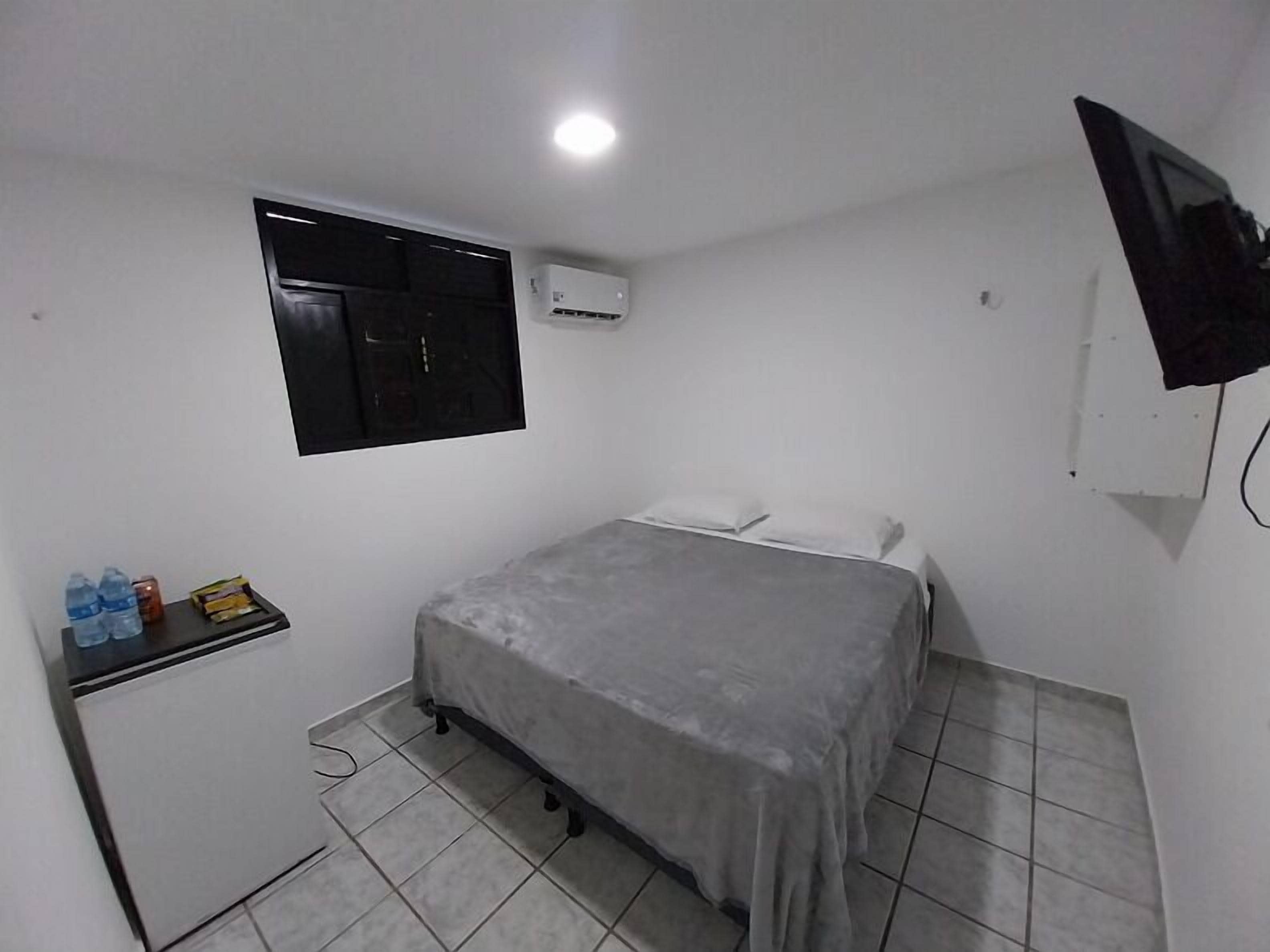 Accès au Wi-Fi (inclus), literie fournie