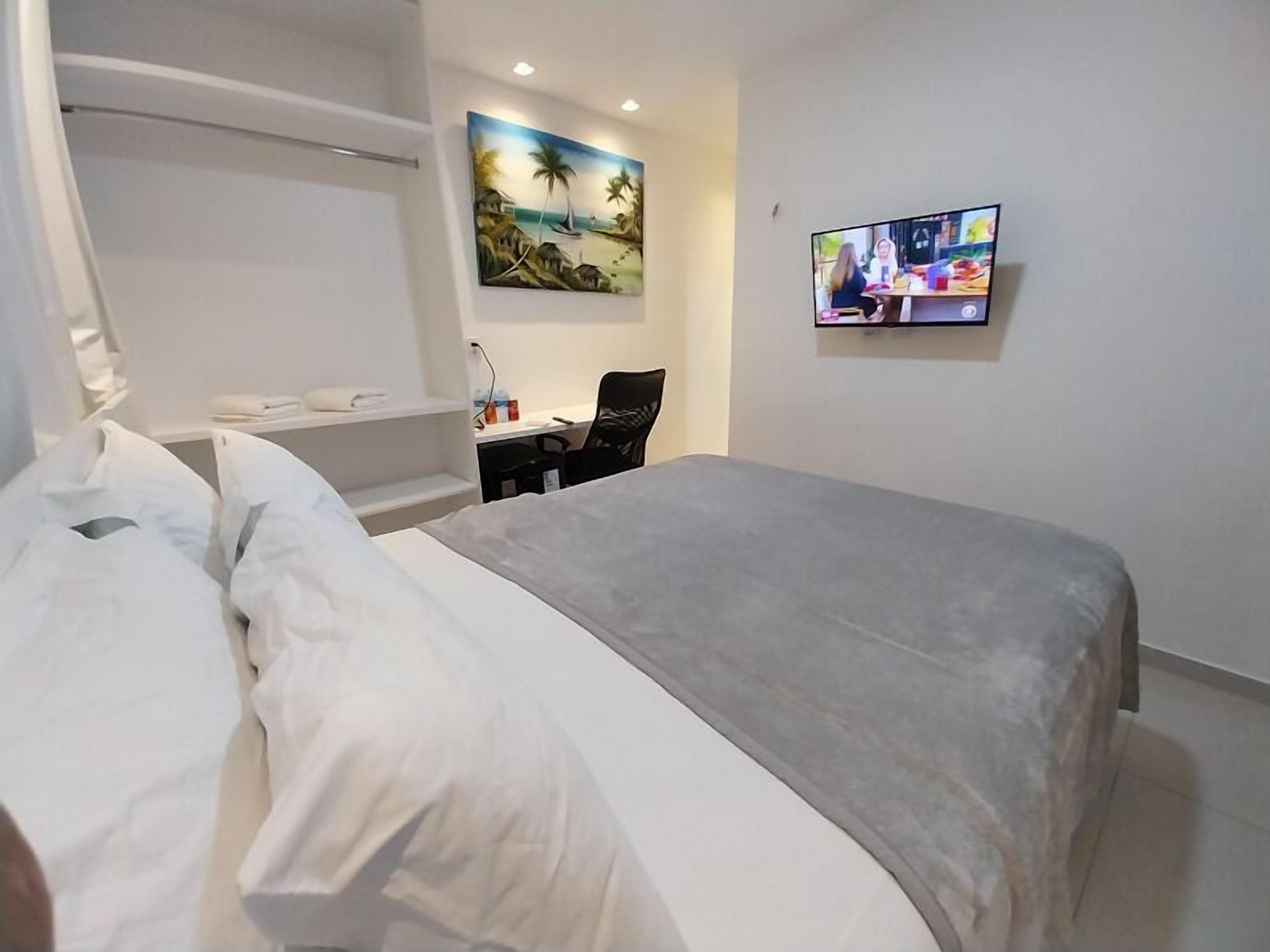 Doppia Luxury, vista città | Wi-Fi gratuito, lenzuola