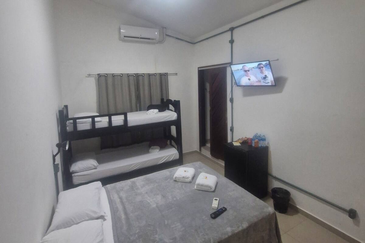 Superior Quadruple Room | Free WiFi, bed sheets