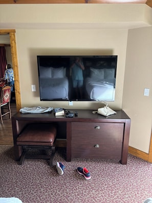 2 dormitorios, tabla de planchar con plancha, wifi gratis y ropa de cama