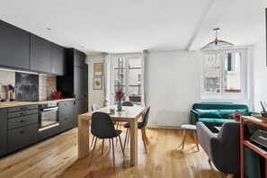 Interior - Charming apartment for 4 in Paris (Paris)