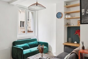 Living area - Charming apartment for 4 in Paris (Paris)