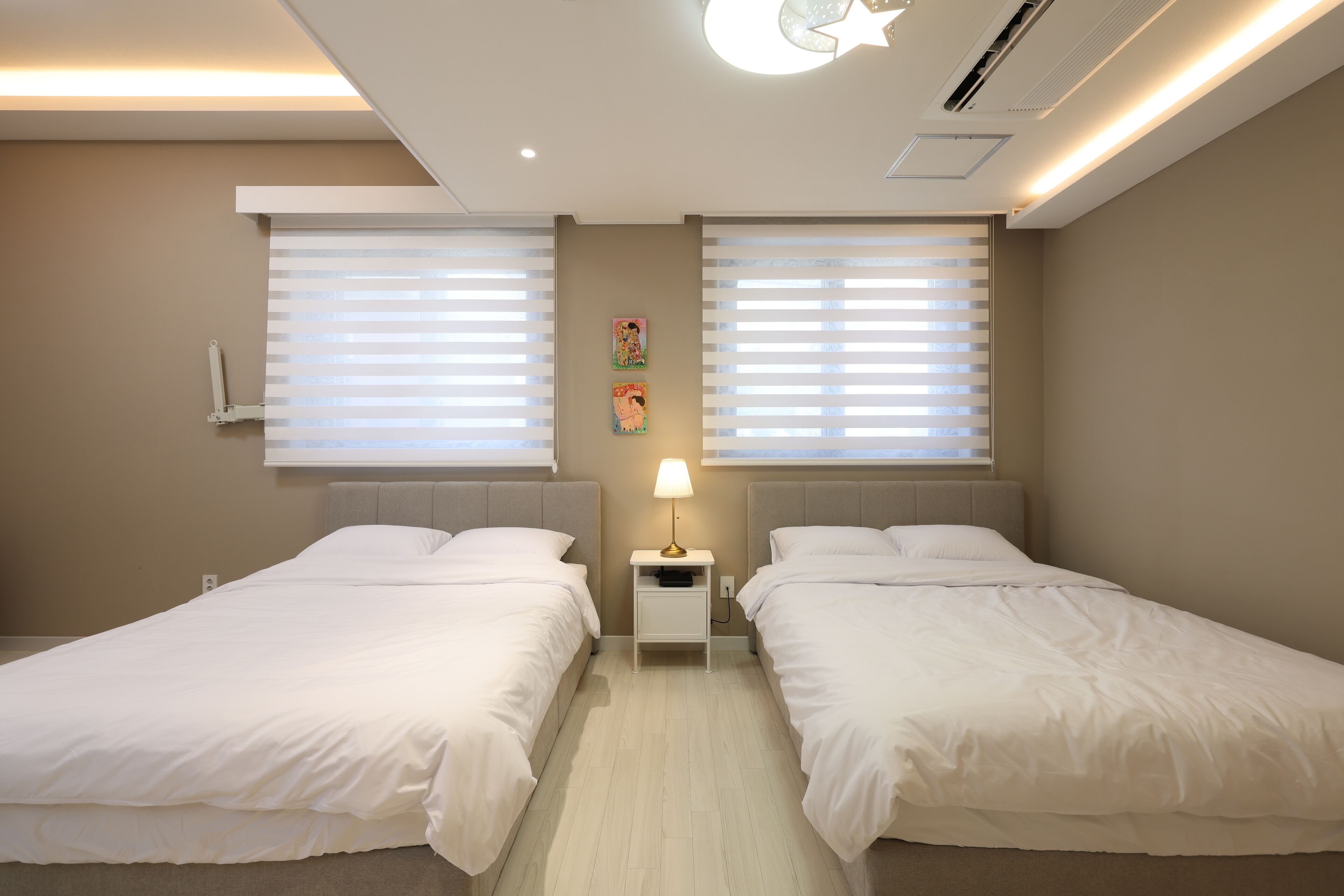 2 bedrooms, WiFi, bed sheets