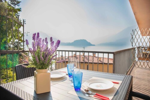 POSTCARD 2 Fronte vista Lago di Como 1 camera WiFi