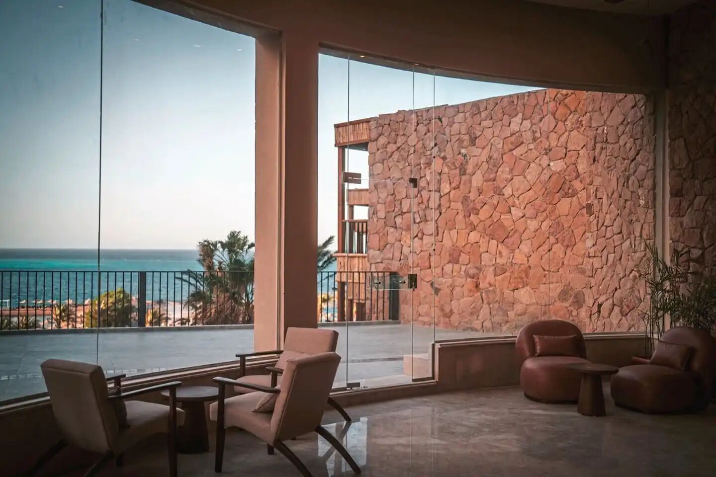 4 barer/lounger og strandbar