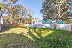 Property grounds - King Bed, Fast Wi-FI, Beach Home (Kill Devil Hills)