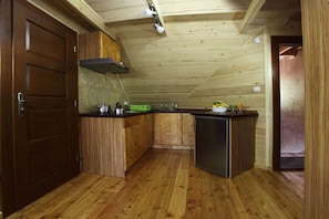 Fridge, microwave, stovetop, dishwasher - Apartment for 4 people with garden view (Łapsze Niżne)