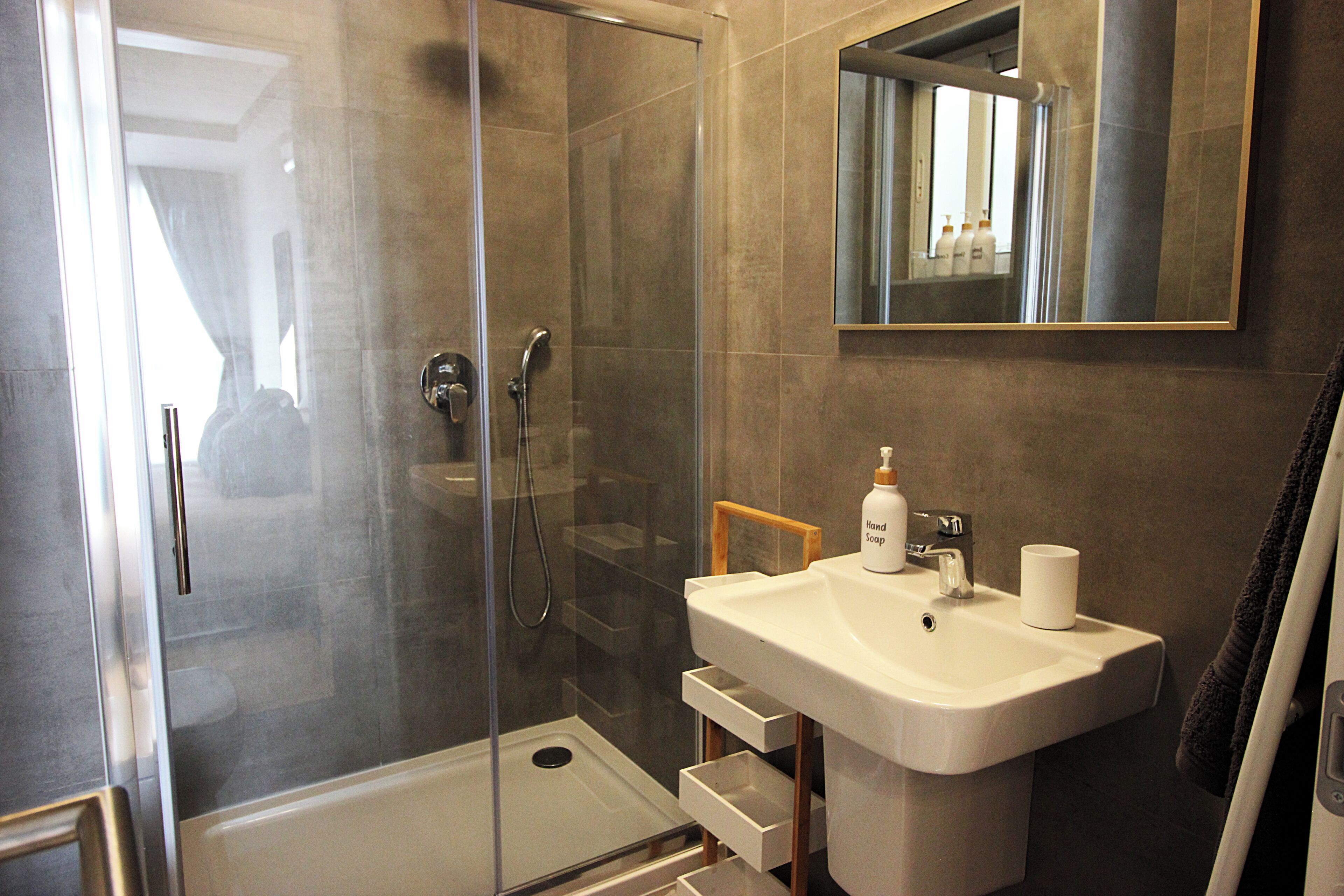 Penthouse, 2 slaapkamers, keuken | Badkamer