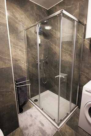 Penthouse, 2 Bedrooms, Kitchen | Bathroom - Cosy Spacious Penthouse near Qawra Beach (St. Paul's Bay)