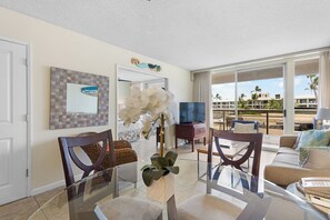 Smart TV - Ocean Views | Aston Maui Banyan H408 – Pool & Hot Tub (Kihei)