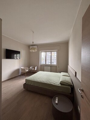 Internet, bed sheets - Pigneto Ceri House (Roma)