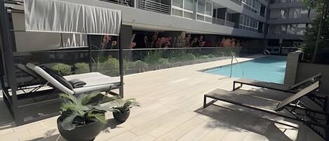 Apartment | Pool | Seasonal outdoor pool