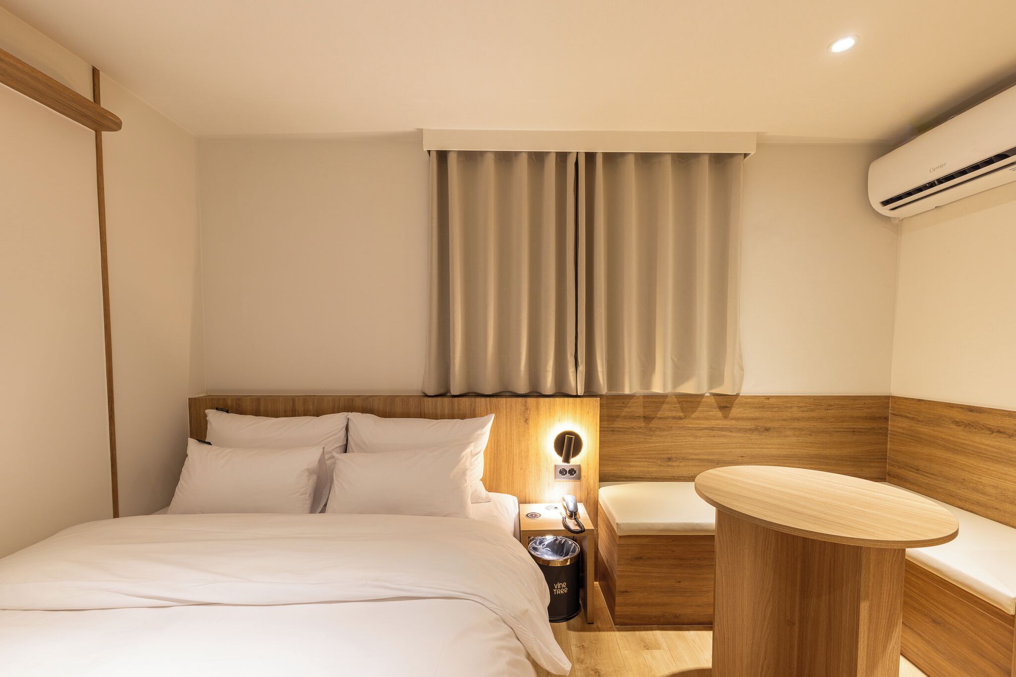 Ropa de cama de alta calidad, cubrecamas y colchones con pillow-top 