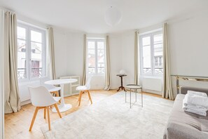 TV - Bail Mobilité - Paris 11eme - 1 chambre (Paris)