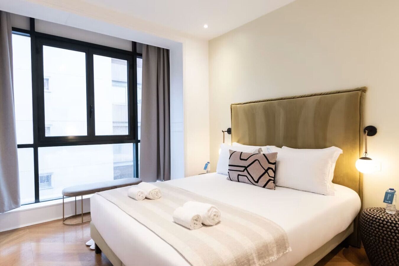 Iron/ironing board, travel cot, WiFi, bed sheets