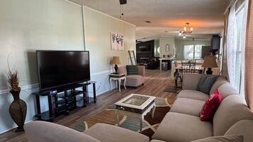 Smart-TV og PC-skjermer