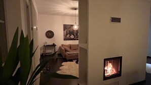 Interior - Exclusive loft with fireplace & sun terrace near the trade fair directly at the train station & parking lot (Bad Salzuflen)