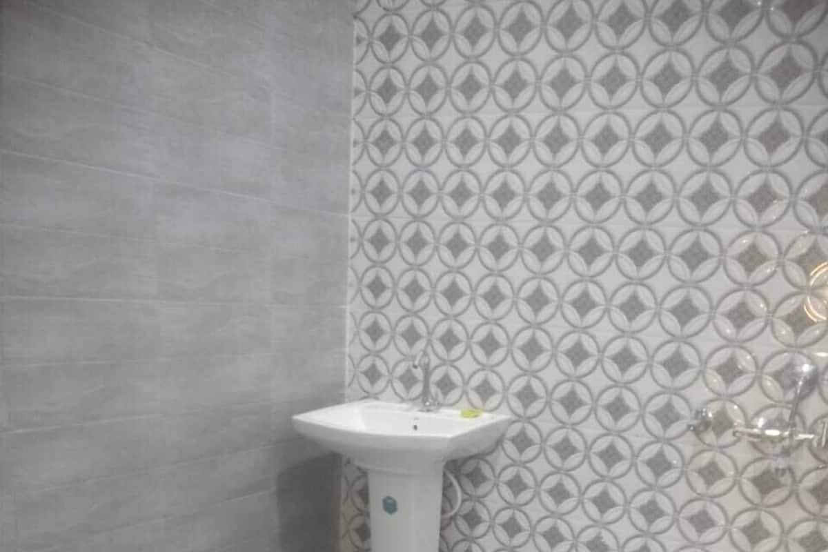 Phòng đơn Superior | Phòng tắm | Xà phòng, dầu gội, giấy vệ sinh