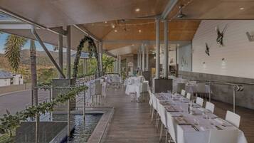 Apartment, 2 Bedrooms, Balcony | Hallway