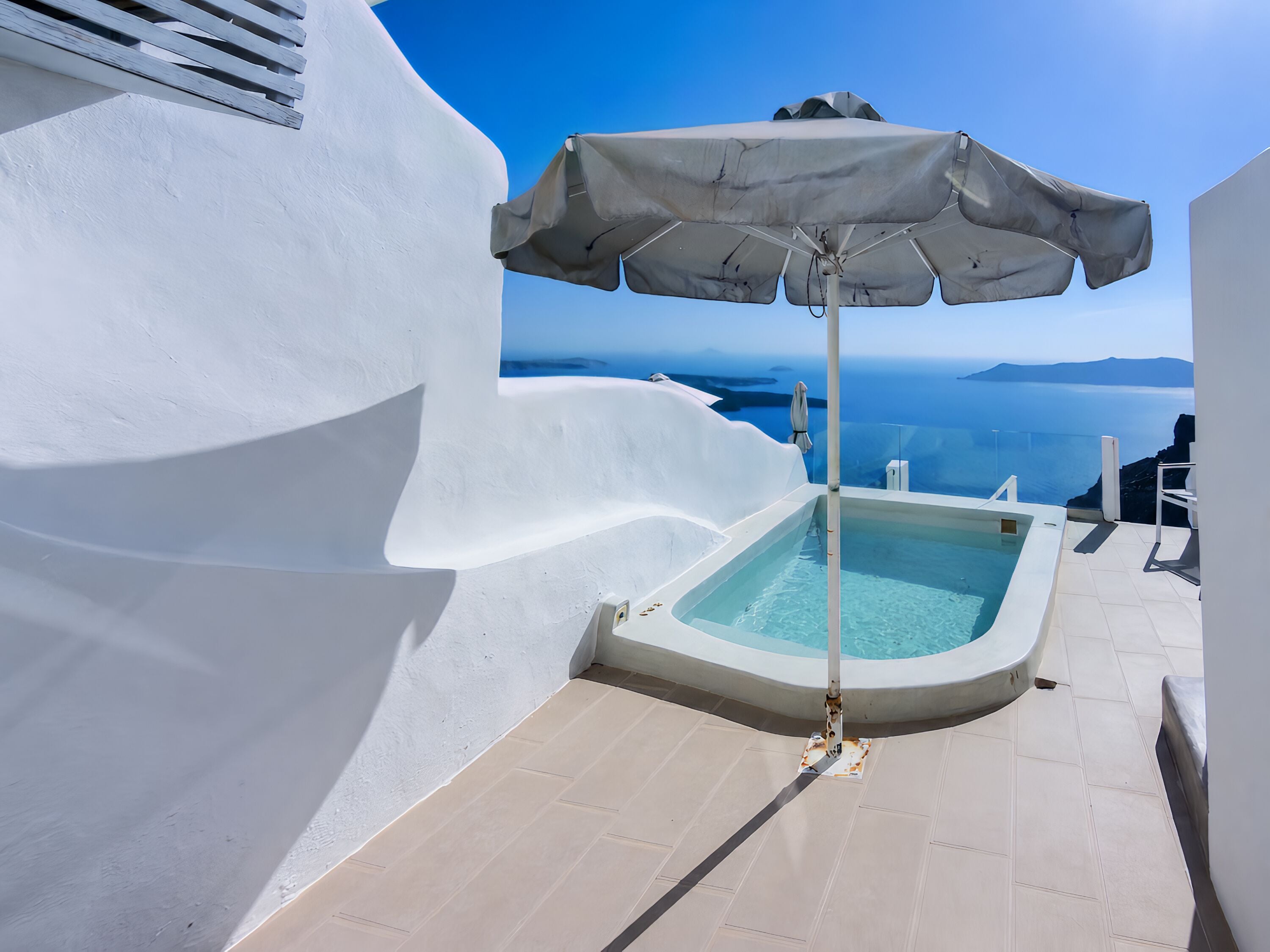 Deluxe Suite, Balcony, Sea View | Terrace/patio