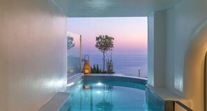 Exterior - DIAMOND on the cliff Hotel &Suites (Santorini)