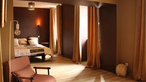 Quarto casal, 1 cama King | Wi-Fi de cortesia