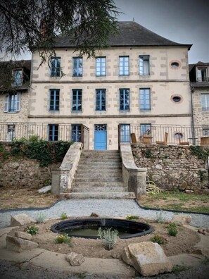 Exterior - La Maison du Cèdre (Benevent L Abbaye)