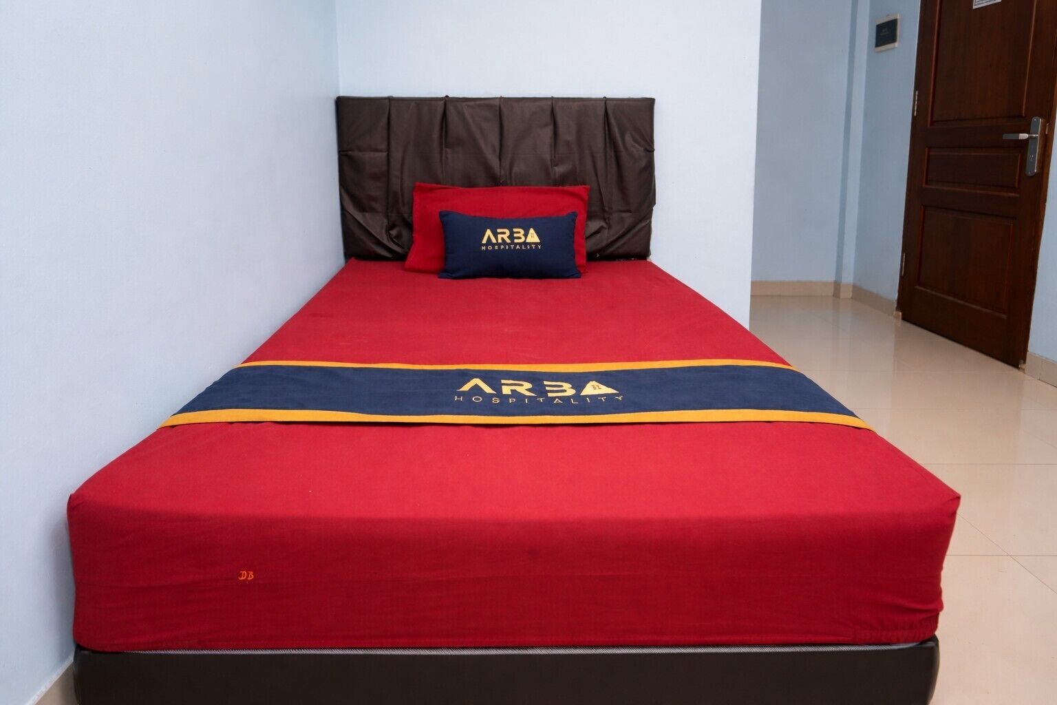 Economy Single Room | Desk