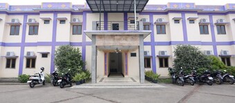 Mekarsari Hotel By ARBA