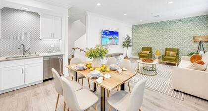 Luxury Charming Pasadena Townhome in Prime Spot!