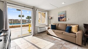 TV - The Ambassador - Unit C5 - Studio King - On Pool Deck (Panama City Beach)