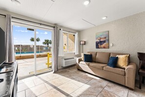 TV - The Ambassador - Unit C5 - Studio King - On Pool Deck (Panama City Beach)