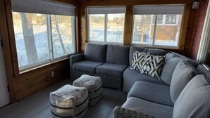Living area - Sunset Bungalow on Lake Winnisquam (Belmont)