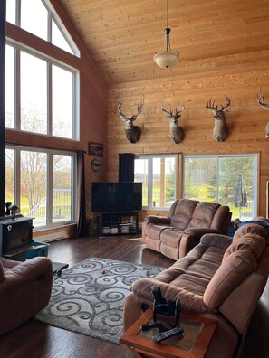 Smart TV - Cabin with uninterrupted view of the lake (Big River)