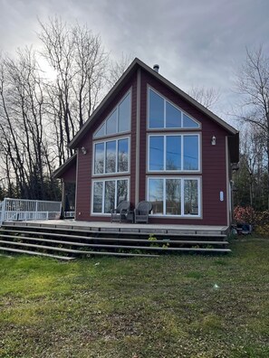 Exterior - Cabin with uninterrupted view of the lake (Big River)
