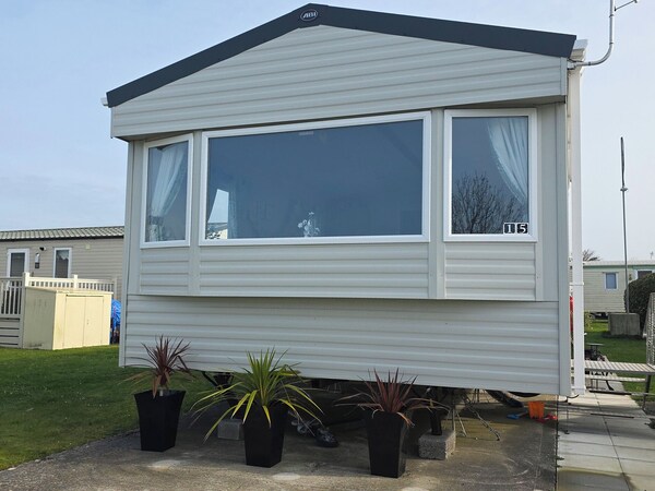 Pines 15 - Porthcawl