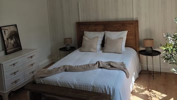 Classic Double Room | Free WiFi