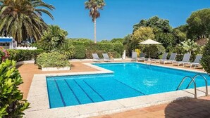 Unclassified image, 2 of 13, button - Magnificent Villa Tina - Menorca - Mahón (MAO)