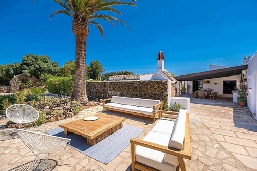 Large and beautiful villa in Menorca
