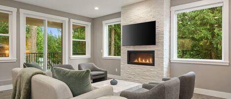 TV connectée, cheminée