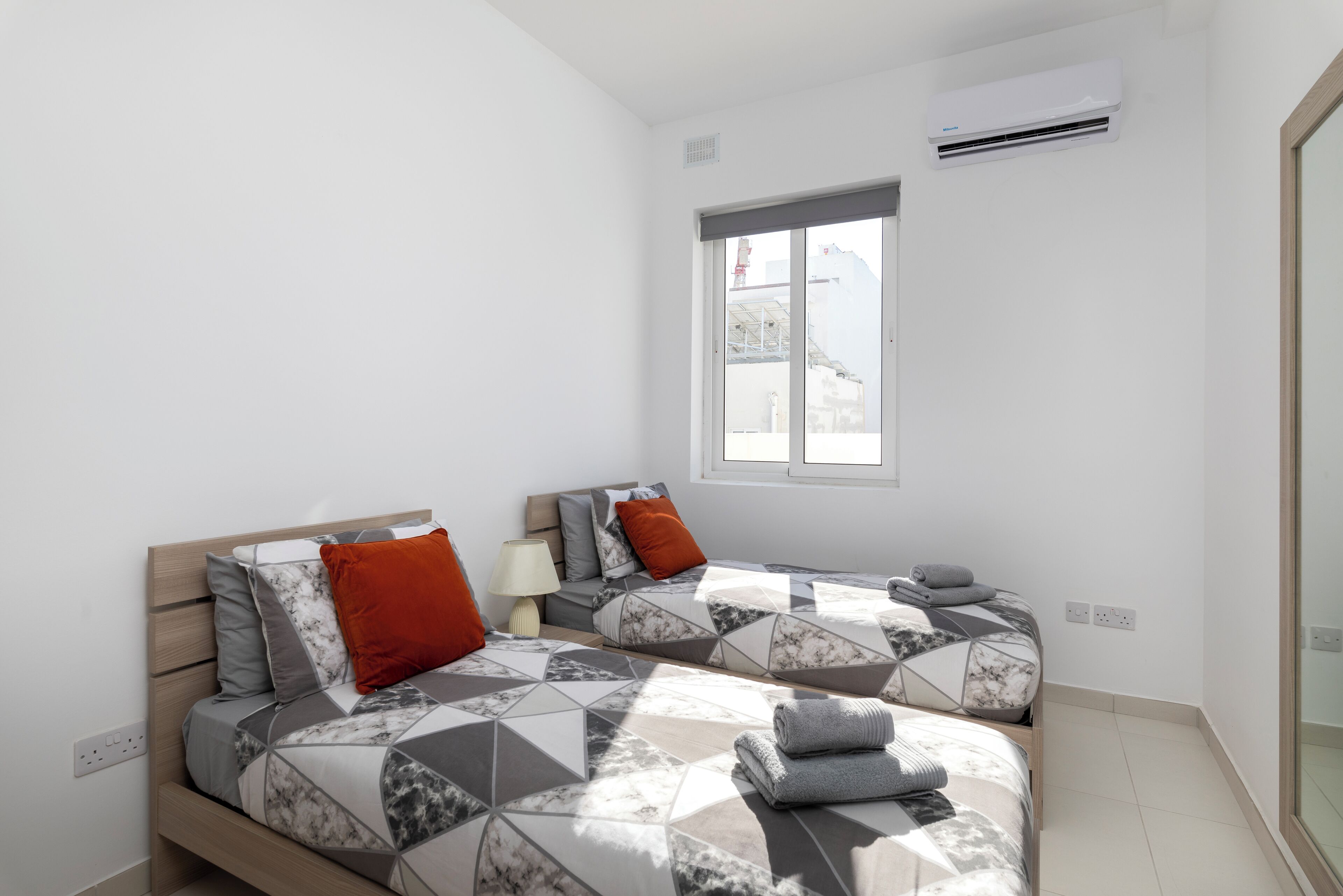 Penthouse, City View | Blackout drapes, iron/ironing board, free WiFi