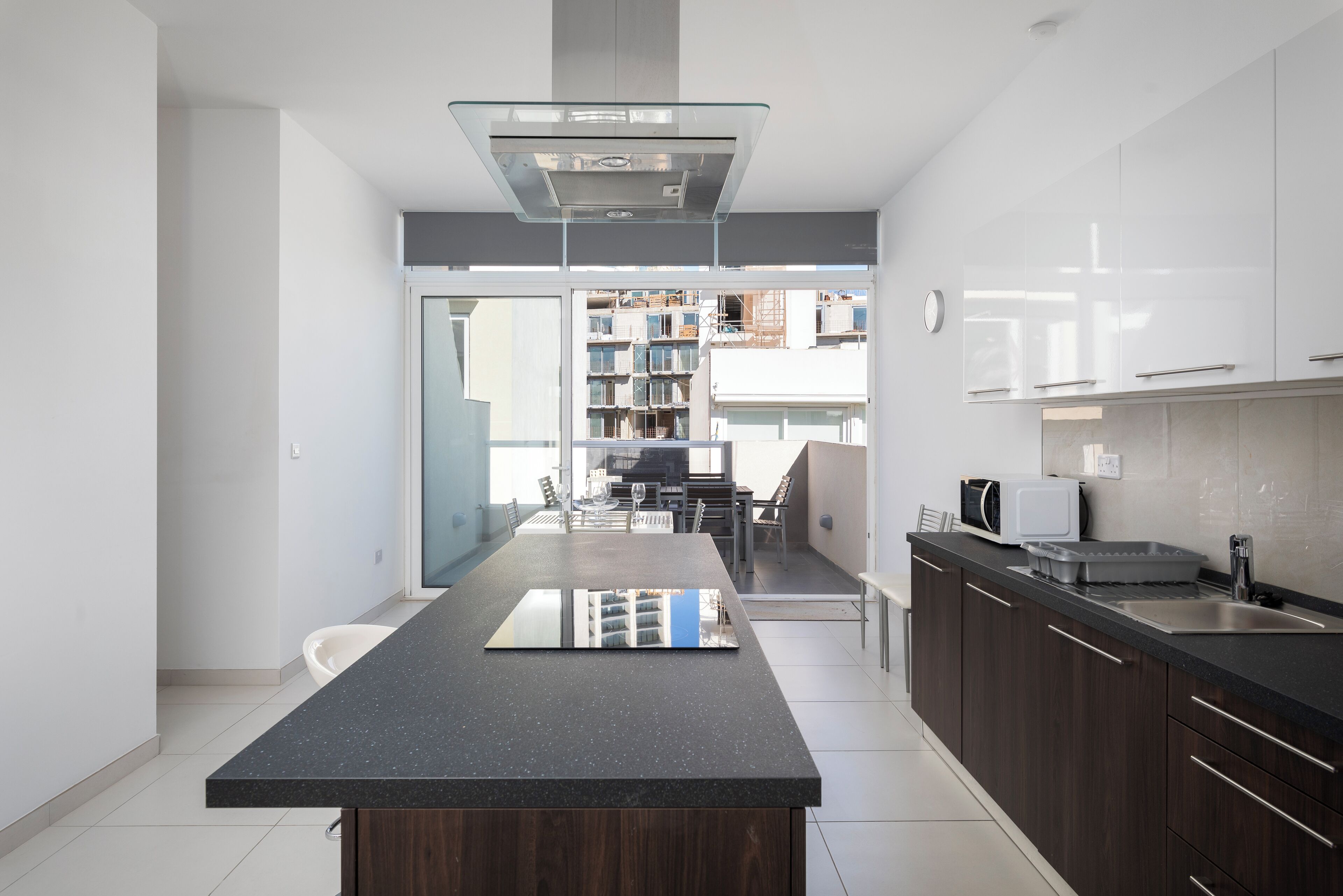 Penthouse, City View | Private kitchen | Electric kettle, toaster