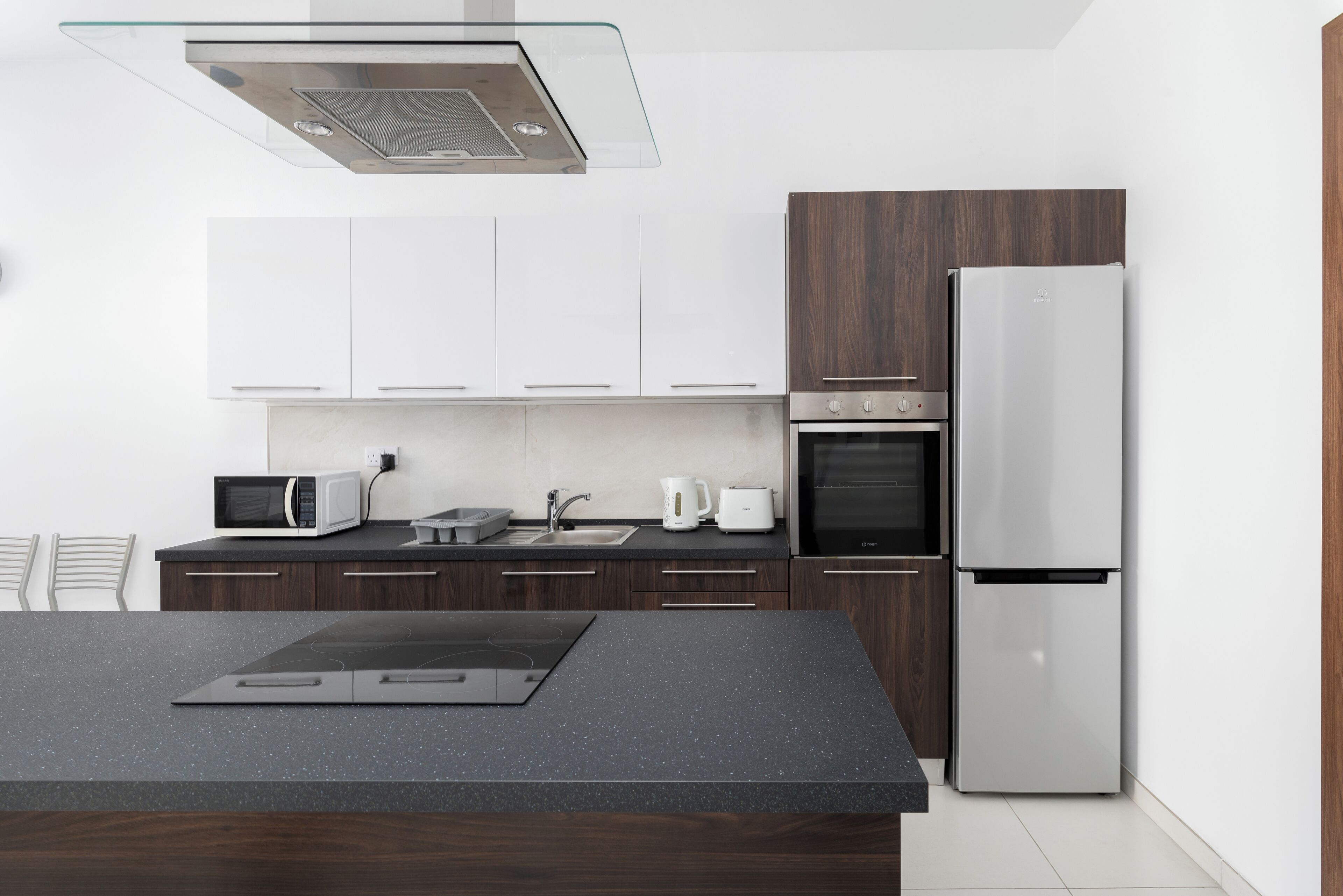 Penthouse, City View | Private kitchen